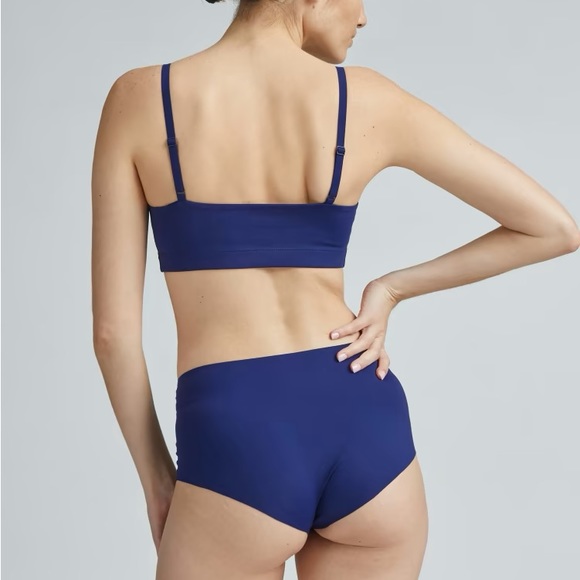 33EG.- The Invisible High-Rise Hipster. - Picture 2 of 7